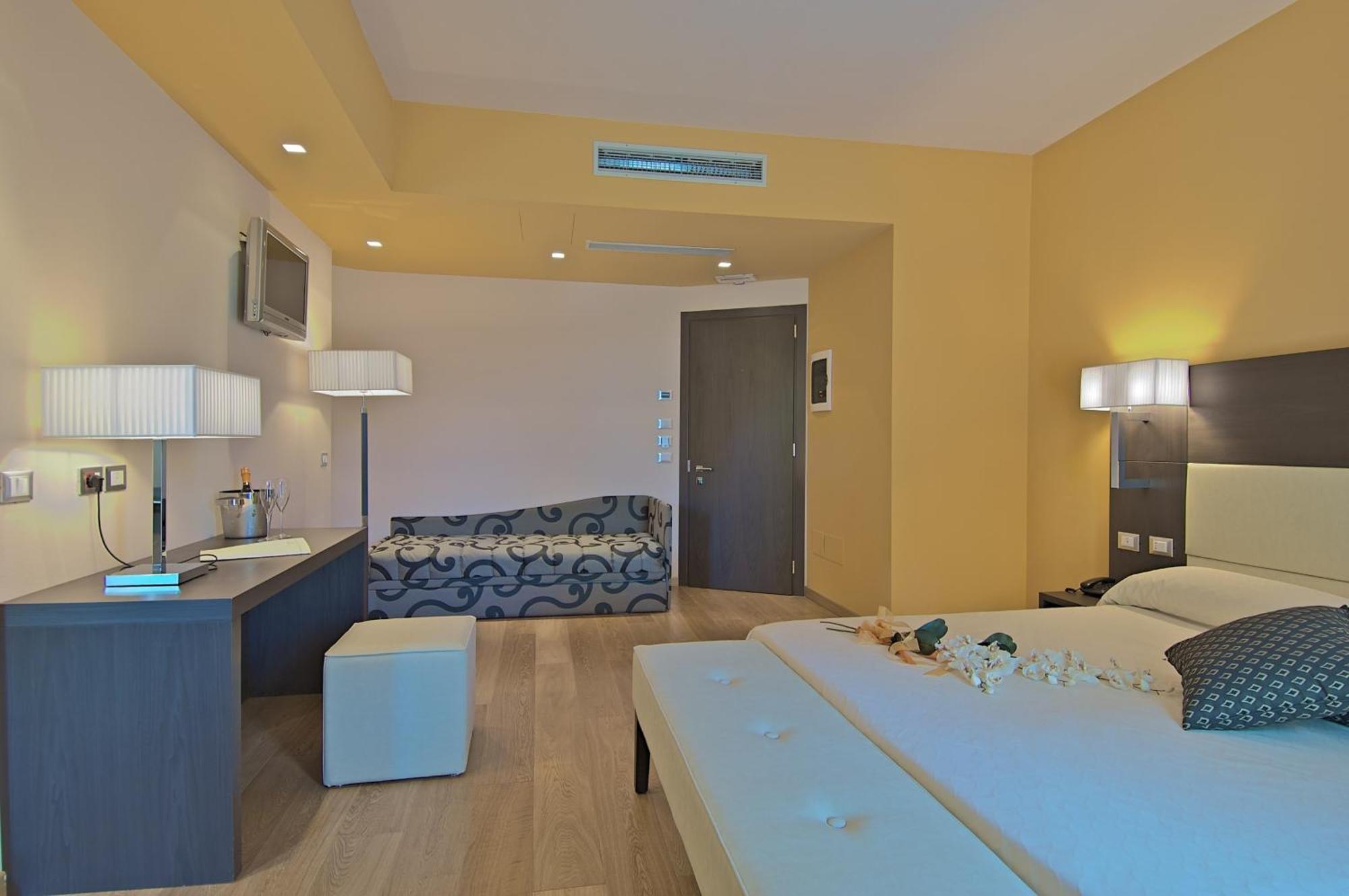 Zen Hotel Versilia 마리아나디피에트라산타 외부 사진